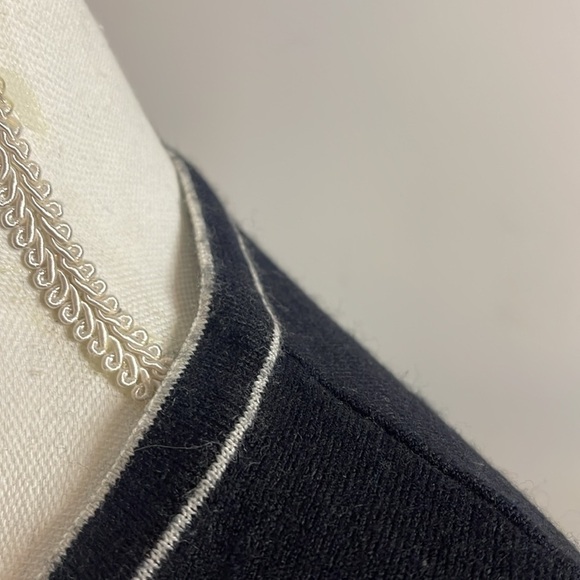 Nike Golf Wool Blend V-neck Sweater - Picture 9 of 9